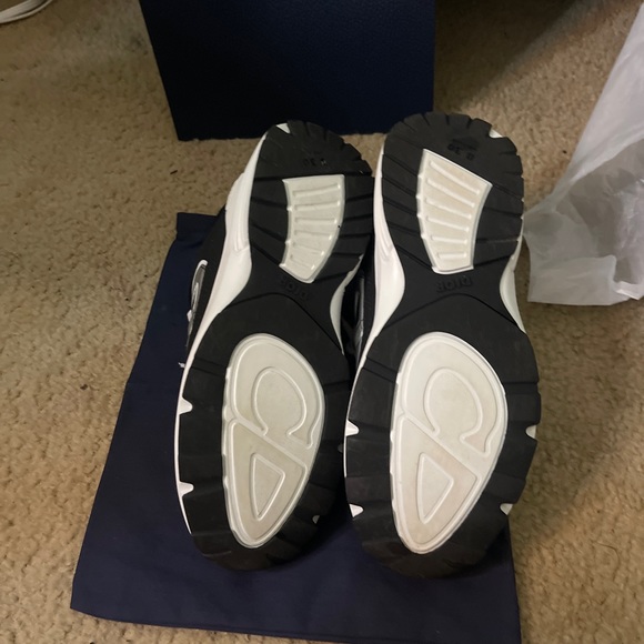 Looks brand new !! Dior b30 navy blue shoes - Picture 2 of 4
